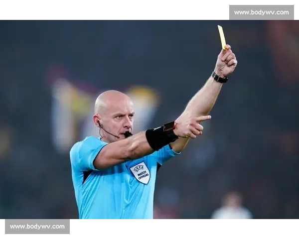 世运会裁判谢尔盖九头身反差出圈:55 岁的优雅 “法拉利” 如何燃爆全网 世运会裁判谢尔盖九头身反差出圈:55 岁的优雅 “法拉利” 如何燃爆全网