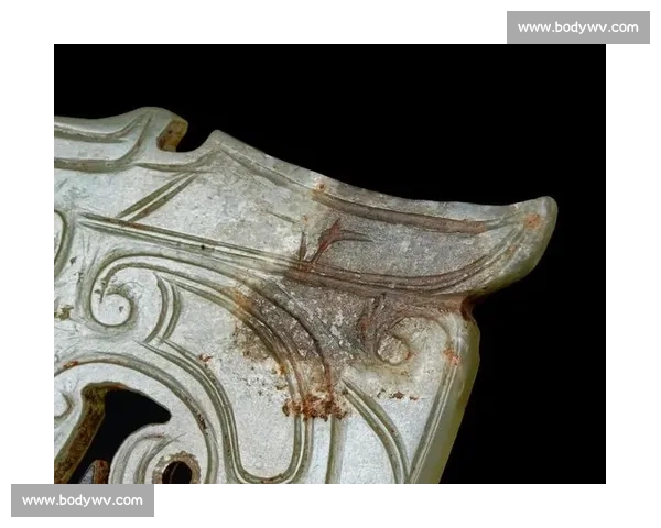 玉案传世之作:探秘古代玉器工艺与文化的瑰宝之美 玉案传世之作:探秘古代玉器工艺与文化的瑰宝之美